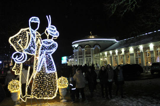 Etnologė įsitikinusi, kad mums prieš Kalėdas trūksta tamsos