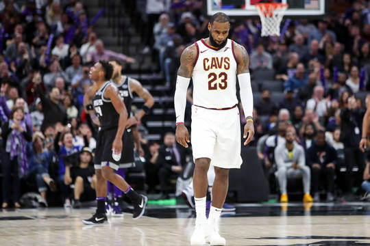NBA: LeBrono Jameso liūdesys Karalių mieste ir Rajono Rondo perdavimų magija