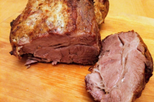 Sultingas sprandinės kepsnys nė vieno valgytojo nepaliks abejingo