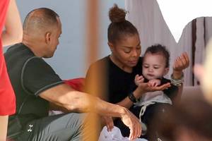 Po skyrybų su smurtaujančiu vyru Janet Jackson mėgaujasi ramybe 