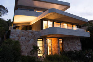 Dviaukščiame name architektas įrengė ir slaptavietę šeimininkui