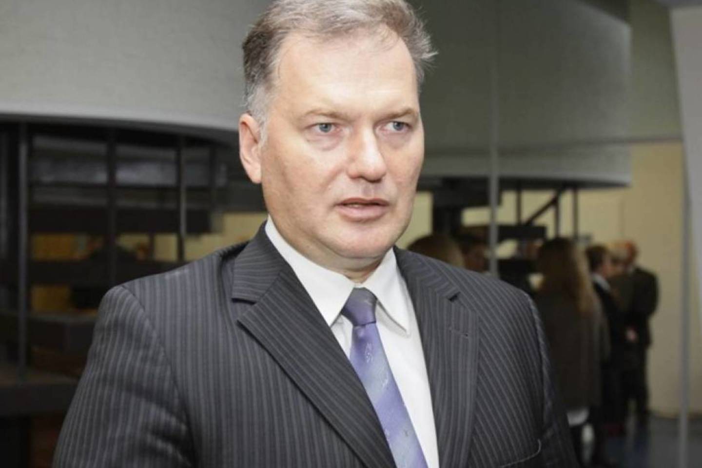Kauno apygardos teismo nuosprendį išklausiusiam A.J.Venslauskui gresia bausmė už kitus finansinius nusikaltimus.
