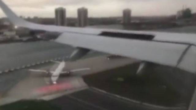 Lėktuvo keleivis užfiksavo kraują stingdančią akimirką