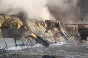 Rusijoje per gaisrą avalynės fabrike žuvo 10 darbininkų kinų