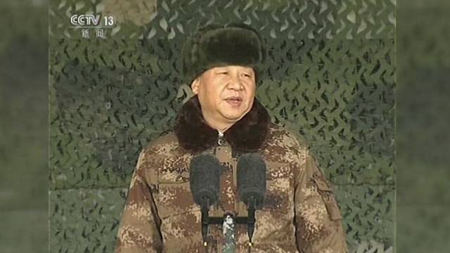 Kinijos prezidentas stebėjo karinį paradą