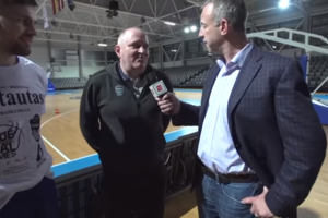 Virginijaus Šeškaus ir JAV žurnalisto akistata: apie Ballus kalbėjo angliškai