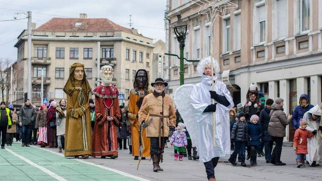 Lietuvai švenčiant Tris karalius sostinėje – teatralizuota eisena