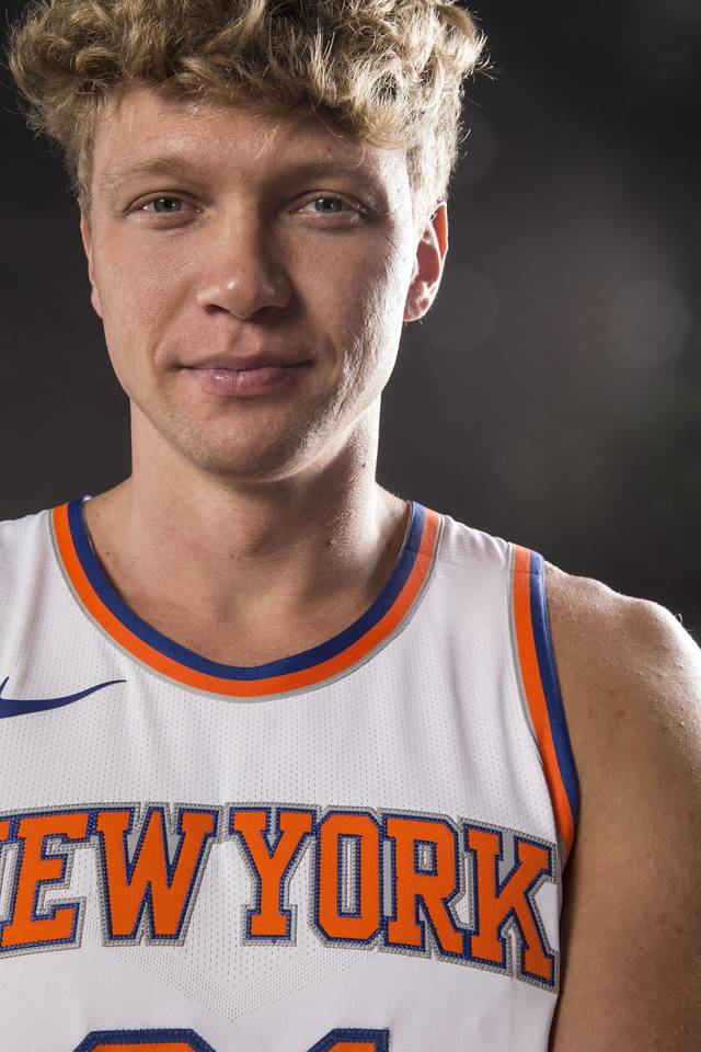 „Knicks“ klubas M.Kuzminską atleido lapkričio 12 dieną.<br> AFP/Scanpix nuotr.