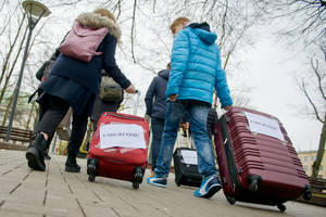 Emigracijos stabdymo priemonių desperatiškai ieškantys politikai įžvelgia naują grėsmę