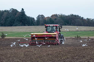Ūkininkas papasakojo, kaip Agrokoncernas norėjo atimti iš jo žemes