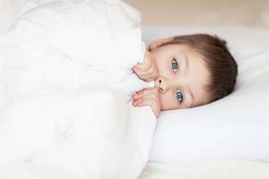 Nekankinkite vaikų: amžius, nuo kada jiems nebereikia pietų miego