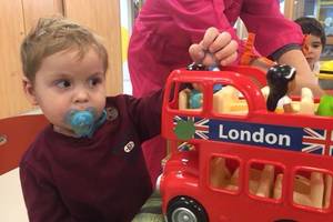 Iš sunkiai sergančio 2-mečio Teodoro tėčio – svarbi žinia