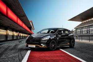 „Renault“ pristatė sportišką ribotos serijos „Clio R.S.18“