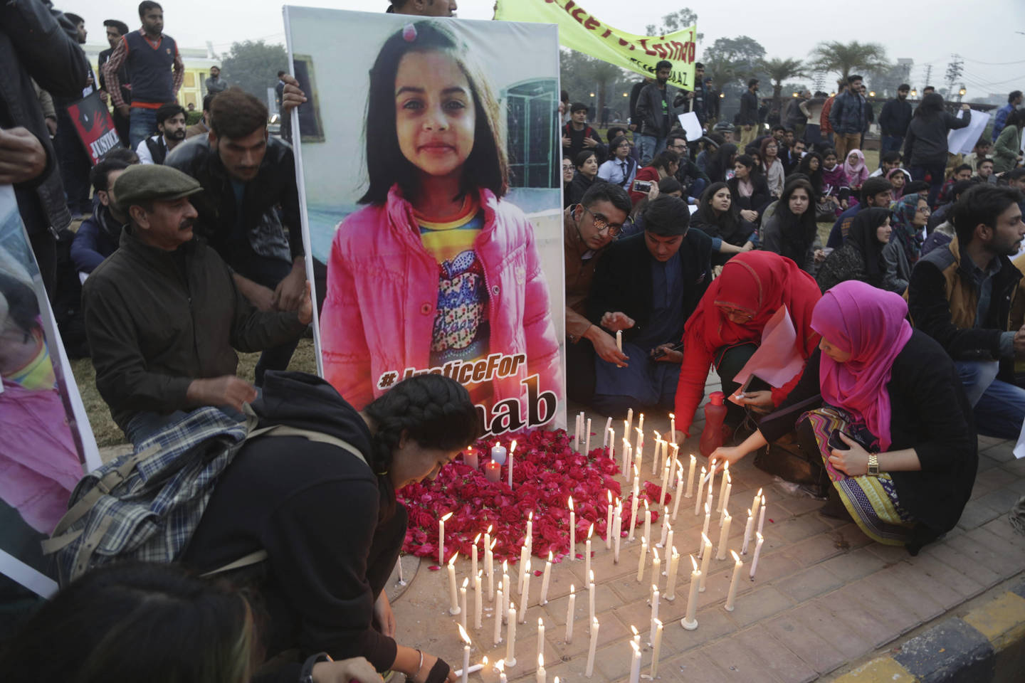  Mažoji Zainab ne vienintelė mergaitė, kuri nužudyta Pakistane. Tokių atveju kaip jos pasitaiko labai daug.<br> AP nuotr.