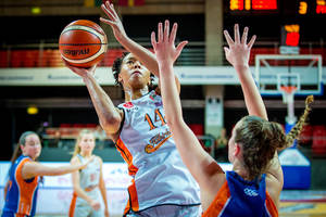 „Kibirkšties“ legionierė Sh. Landry: mano broliai galėtų sužaisti su Ballų šeima