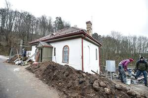 Buvusioje vandens kėlimo stotyje vaizdingoje Vilniaus vietoje – įkurtuvės