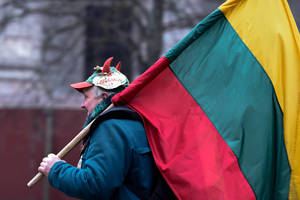 Lietuva nebenyksta? Grįžusių į tėvynę buvo mažiau nei emigravusių 