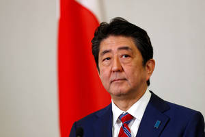 Istorinis įvykis: į Lietuvą atvyksta Japonijos premjeras Shinzo Abe