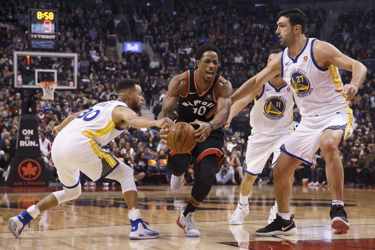 Toronto ekipa nusileido NBA čempionams<br> AP nuotr.