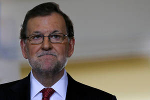 Madridas toliau kontroliuos Kataloniją, jei jos lyderis bandys valdyti per atstumą