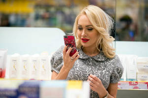 Oksana Pikul atskleidė savo kasdienio grožio paslaptis – į gatvę eina ir be makiažo