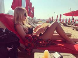 Skyrybas išgyvenanti Monika Šedžiuvienė mėgaujasi karštomis atostogomis Dubajuje