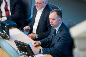 Vyriausybė apribojo kompensuojamųjų vaistų priemokas