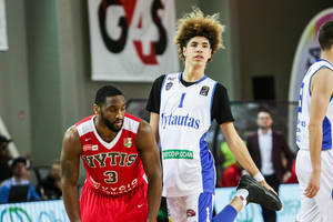 Broliai Ballai su „Vytautu“ vis dar savo šeimos turnyro žvaigždės: Prienai sutvarkė ir „Vytį“ 