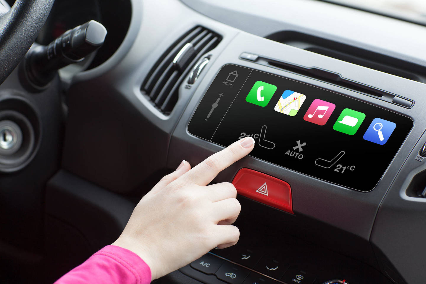 Šiuo metu pasaulio gatvėmis važinėja bent 78 milijonai automobilių, kurie vienaip ar kitaip yra prijungti prie interneto.