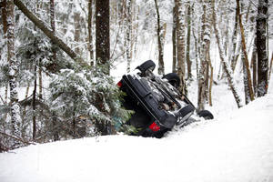 11 naudingų patarimų, kaip vairuojant žiemą neprisidaryti sau problemų