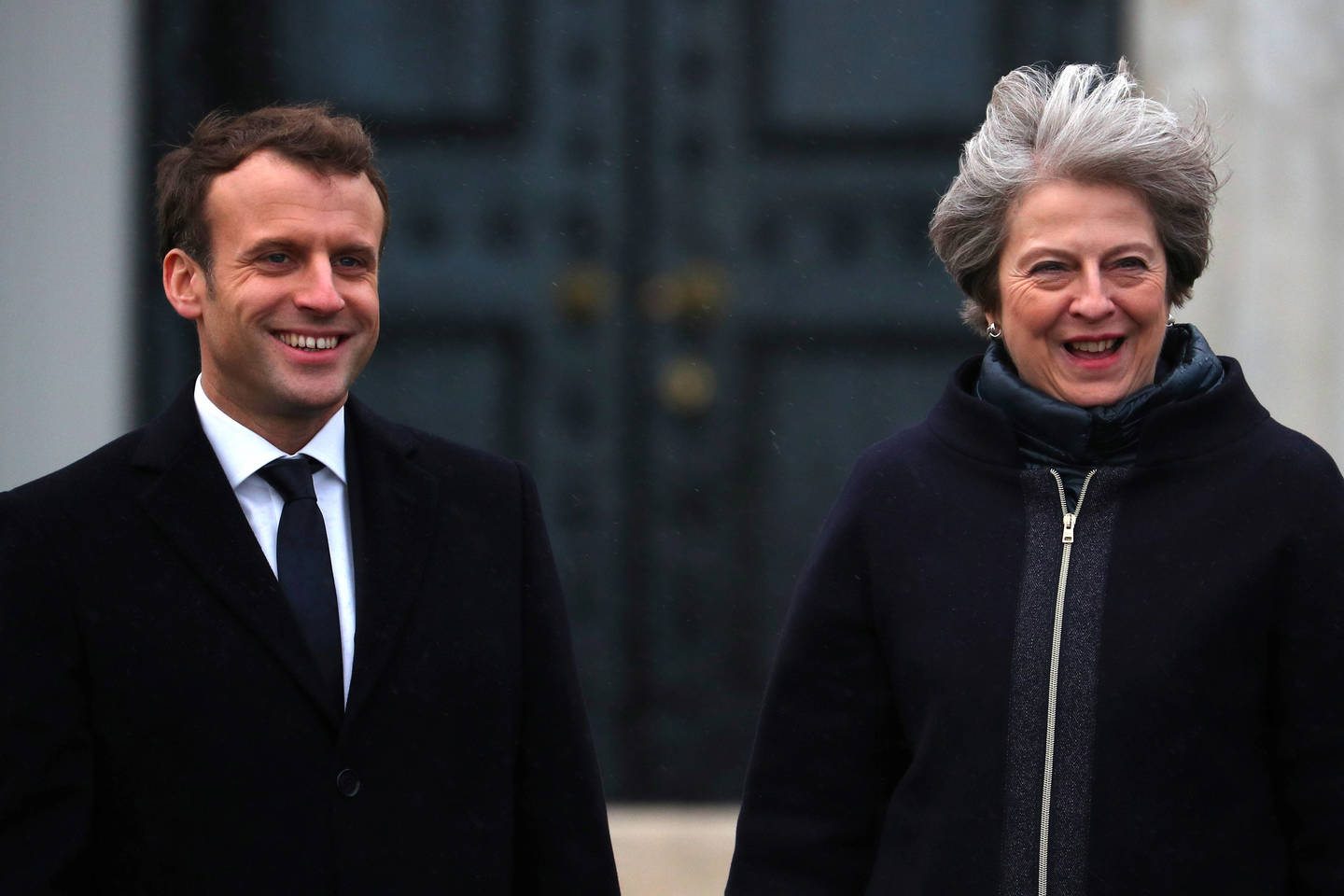 Jungtinės Karalystės (JK) ministrė pirmininkė Theresa May ketvirtadienį sutiko savo kolegą Prancūzijos premjerą Emmanuelį Macroną.