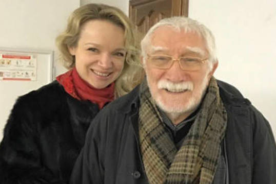 Po skyrybų su jauna žmona Armenas Džigarchanianas skubiai išvežtas į ligoninę