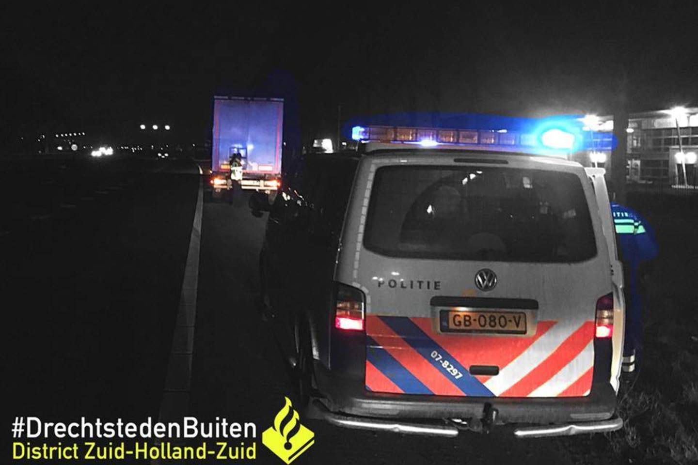Per vieną naktį Nyderlanduose girtas vilkiko vairuotojas iš Lietuvos prie vairo įkliuvo net du kartus.