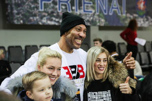 Lietuvoje įsitaisęs LaVaras Ballas pateikė pareiškimą dėl milžiniško projekto