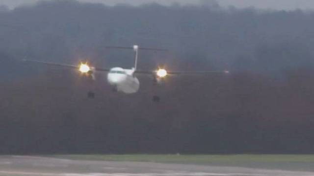 Diuseldorfo oro uoste per 70 lėktuvo keleivių patyrė tikrą siaubą 