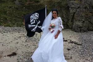 Neįtikėtina meilės su vaiduokliu istorija: britė ištekėjo už 300 metų senumo pirato