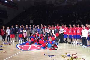 Linksmybės Maskvoje: Ramūnas Šiškauskas žaidė, Romualdas Brazauskas teisėjavo