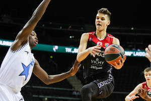 „Lietuvos ryto“ jaunimas vyks į Belgradą – laimėjo Eurolygos turnyrą Kaune