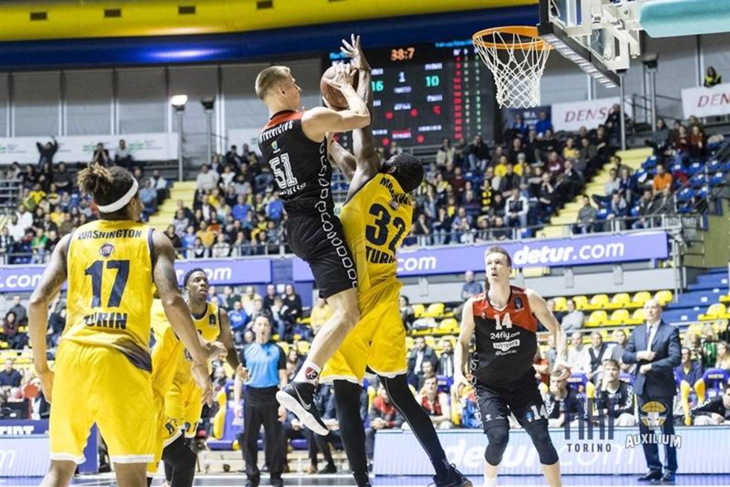 "Lietuvos rytas" pralaimėjo "Fiat" komandai