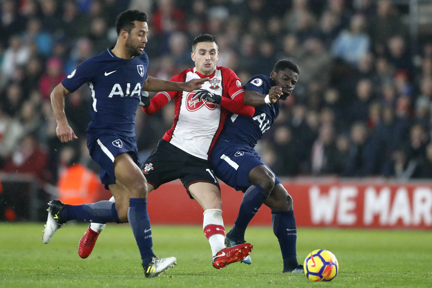 „Tottenham“ komanda išvykoje nesugebėjo įveikti „Southampton“ ekipos.