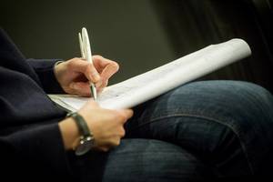 Tiesiogiai iš dramos vietos: „Versmė“ skelbia dramaturgijos idėjų konkursą