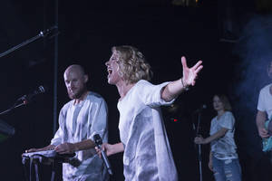 Albumo apžvalga. „MaNNazz“ „Hopes“