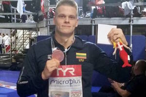 „Flanders“ plaukimo taurės varžybose Belgijoje – 13 medalių ir D. Rapšio Lietuvos rekordas