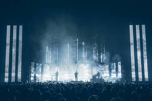 Vilniuje vyksiančiame „alt-J“ koncerte žiūrovai pasijus lyg „Matricoje“ 