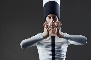 Šokio spektaklio „Sprendimas“ premjeroje – judančios skulptūros