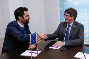 Nušalintasis Katalonijos lyderis Briuselyje susitiko su regiono parlamento vadovu