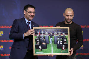 „Barcelona“ komandą palieka aštuonerius metus joje žaidęs gynėjas