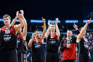 Viltys išlieka gyvos: varžovus sutraiškęs „Lietuvos rytas“ iškovojo žūtbūtinę pergalę