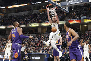 Į „Kylančių žvaigždžių“ mačą išrinktas D. Sabonis svariai prisidėjo prie „Pacers“ pergalės