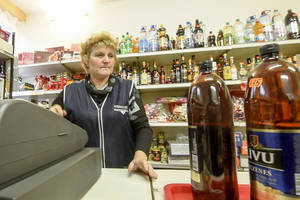 Baltijos šalys paskelbė kovą alkoholiui, bet mūšį laimėjo Latvija?